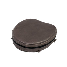 Cargar imagen en el visor de la galería, Leather Case for AirPods Max (Gray)-2